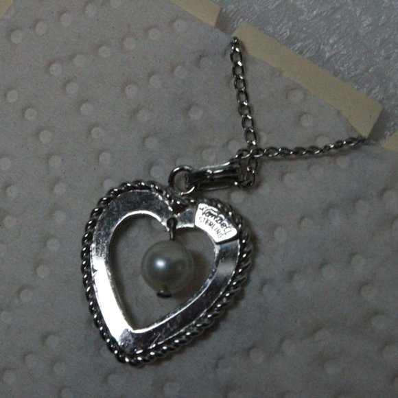 Van Dell Sterling Heart & Faux Pearl Pendant Necklace - Cross Posted - Picture 10 of 13